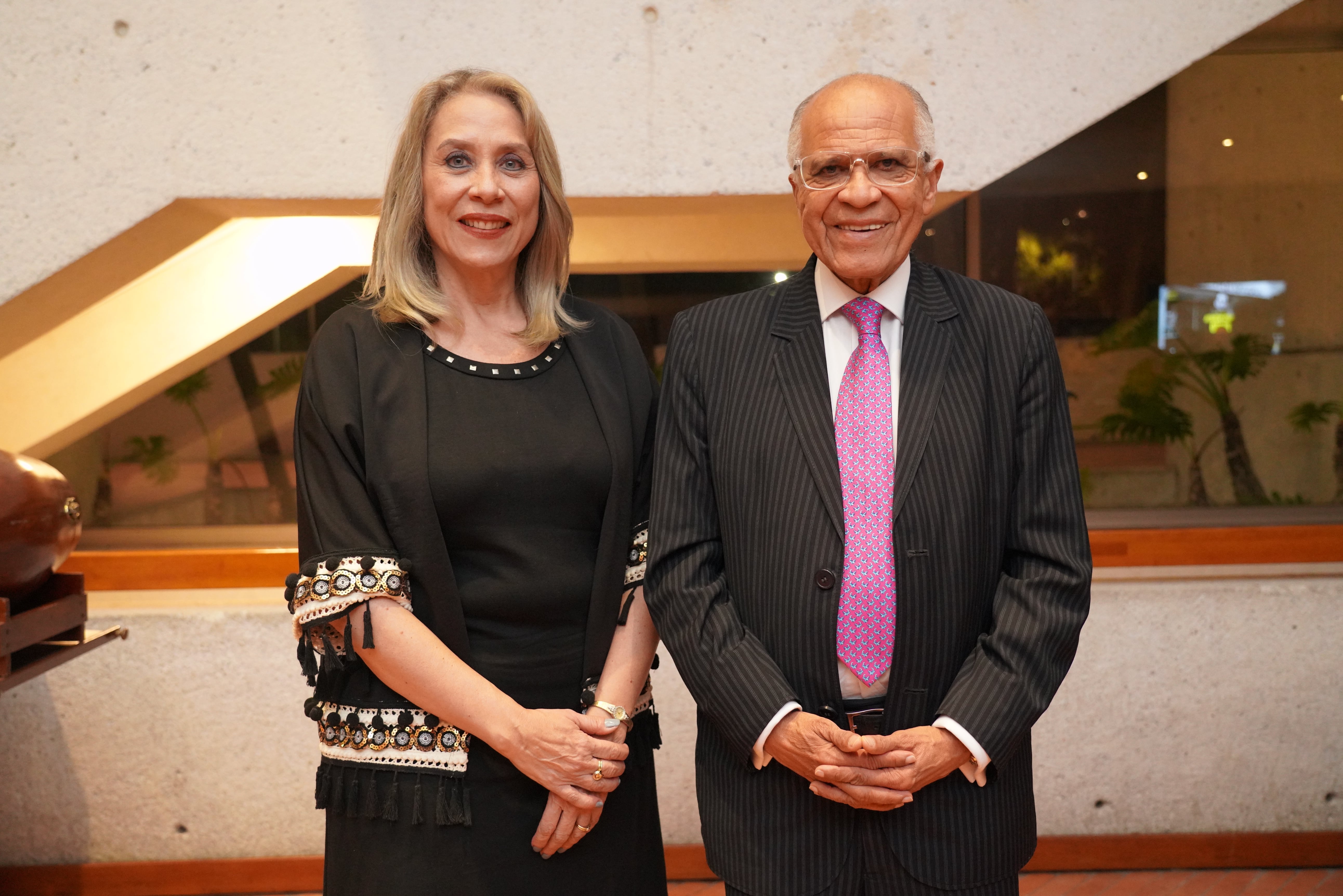 Cristina Valderrama Alfonso G'omez M'endez-min