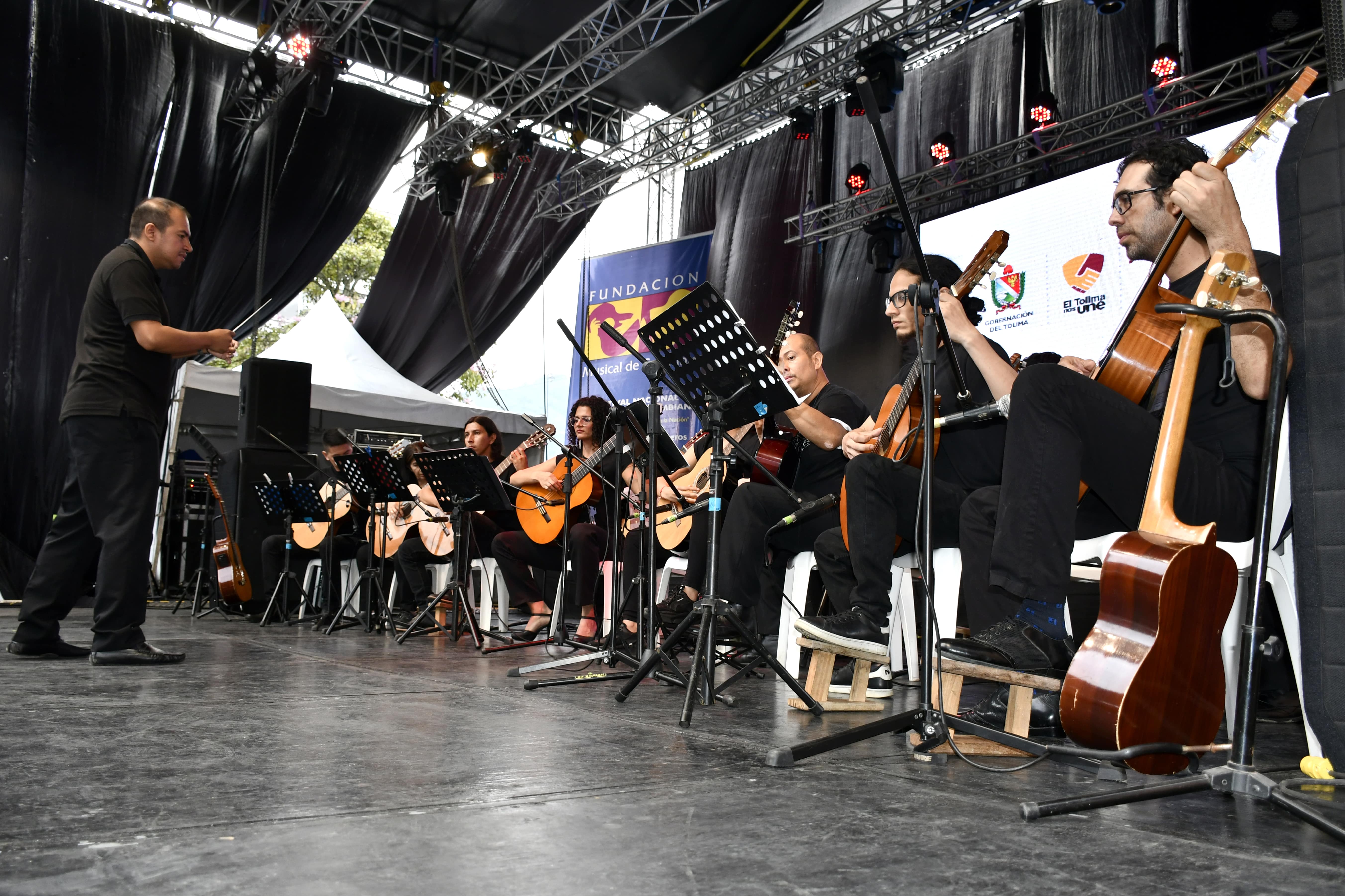 Encuentro universitario (60)-min