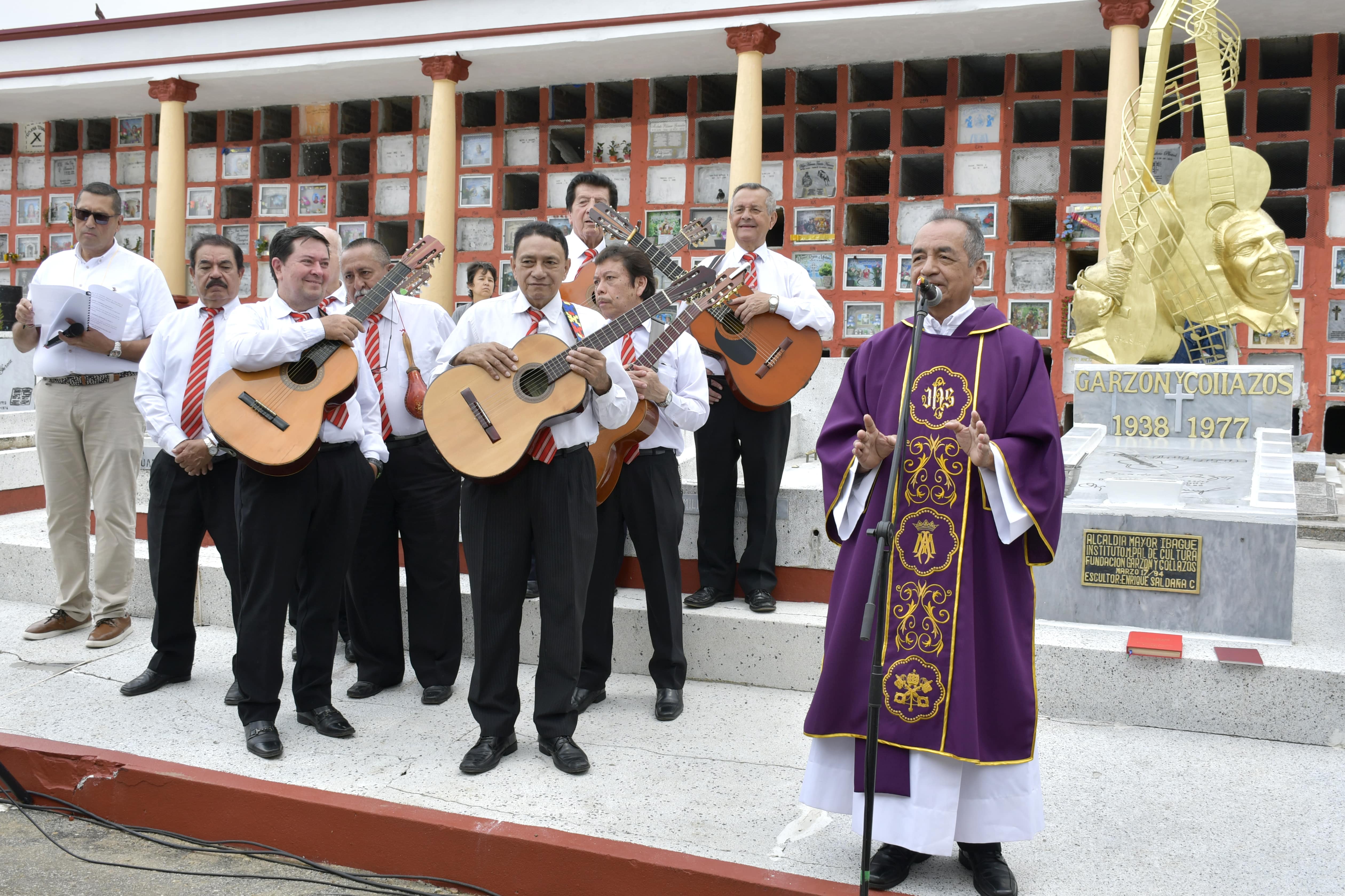 Homenaje a Garzón y Collazos (19)-min