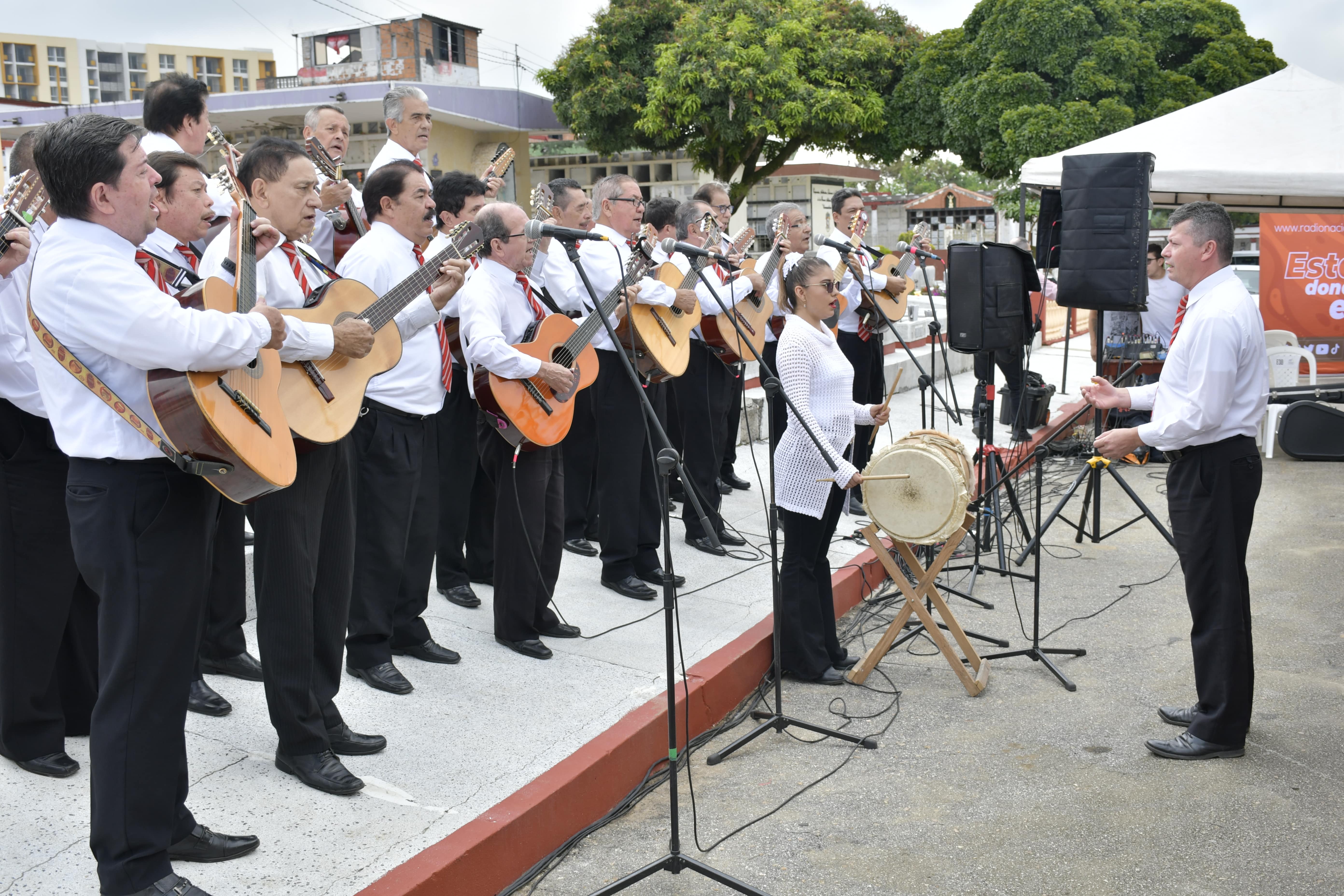 Homenaje a Garzón y Collazos (2)-min