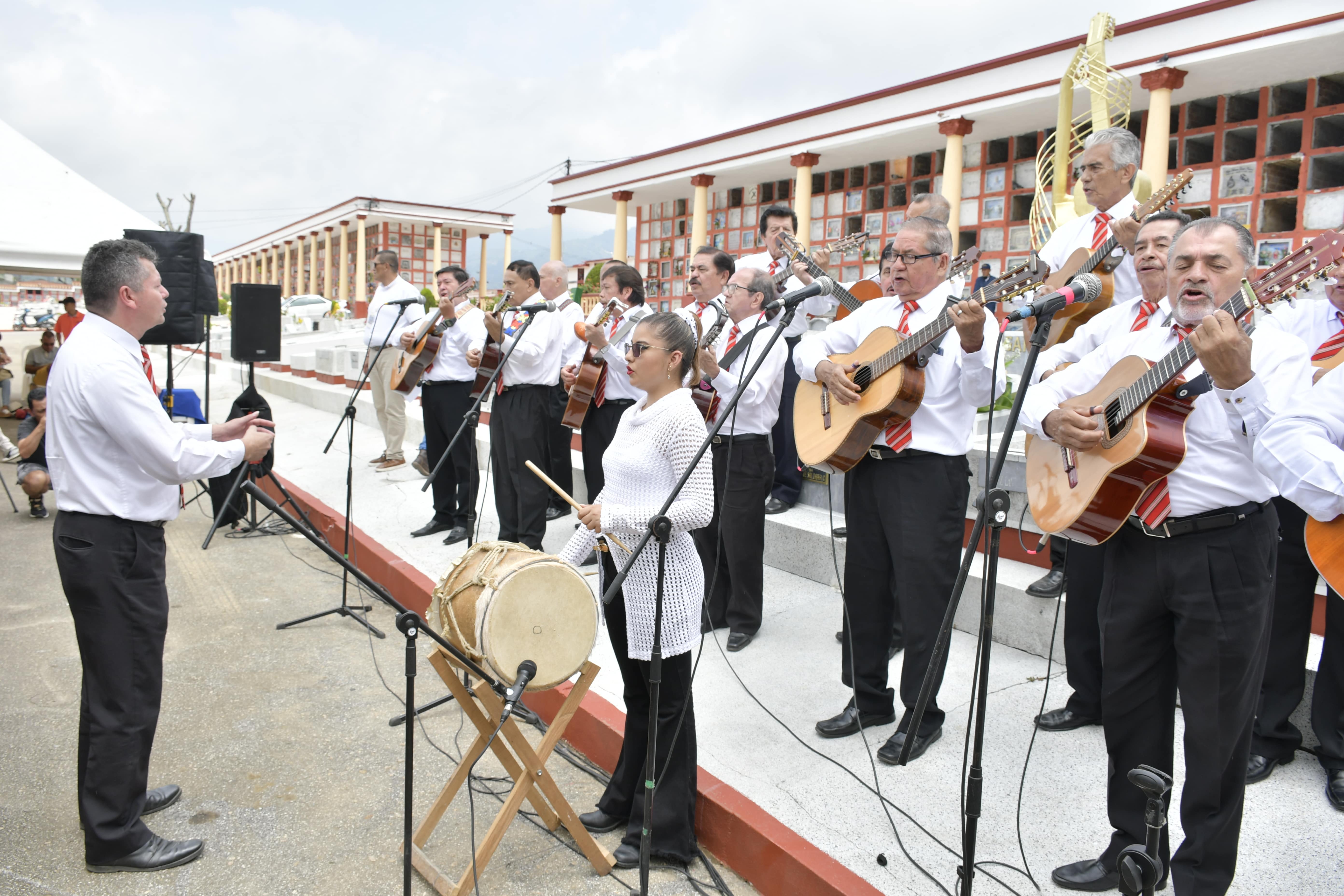 Homenaje a Garzón y Collazos (59)-min
