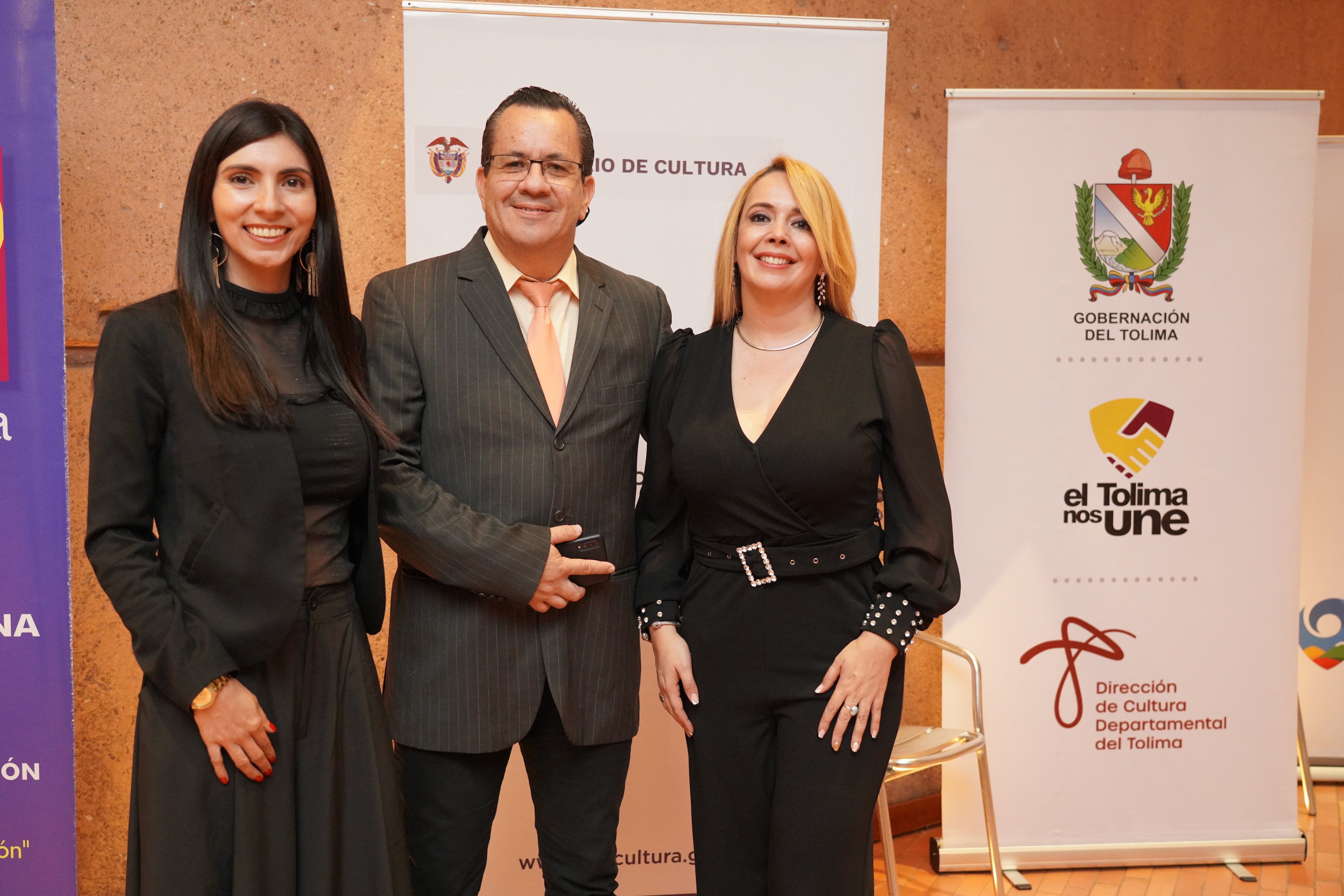 claudia rengifo guillermo alvarescarolina pelaez-min