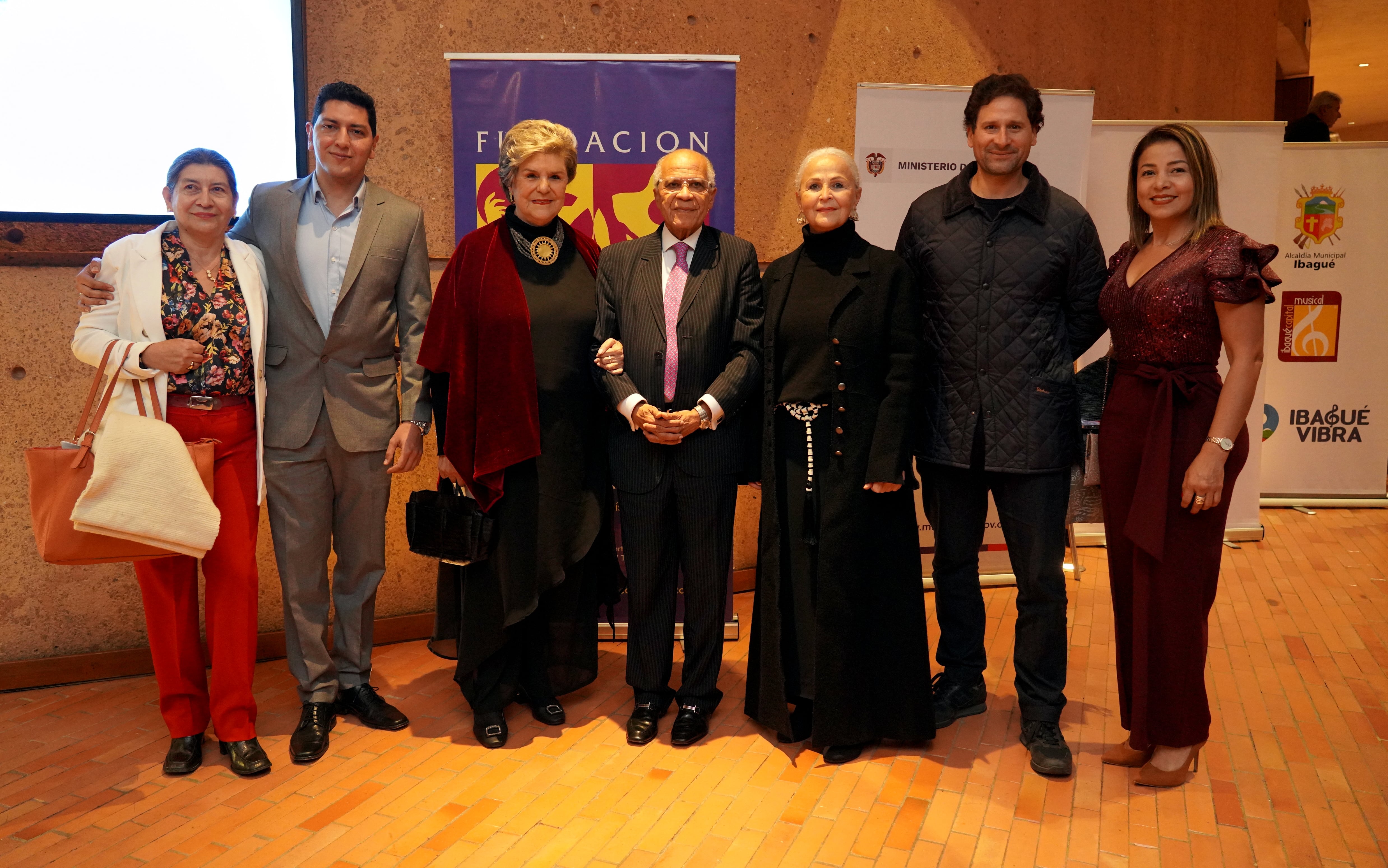 lilia guaqueta jaiber bermudez doris morera alfonso gomez mendez mateo vega julia salvi monica morales-min
