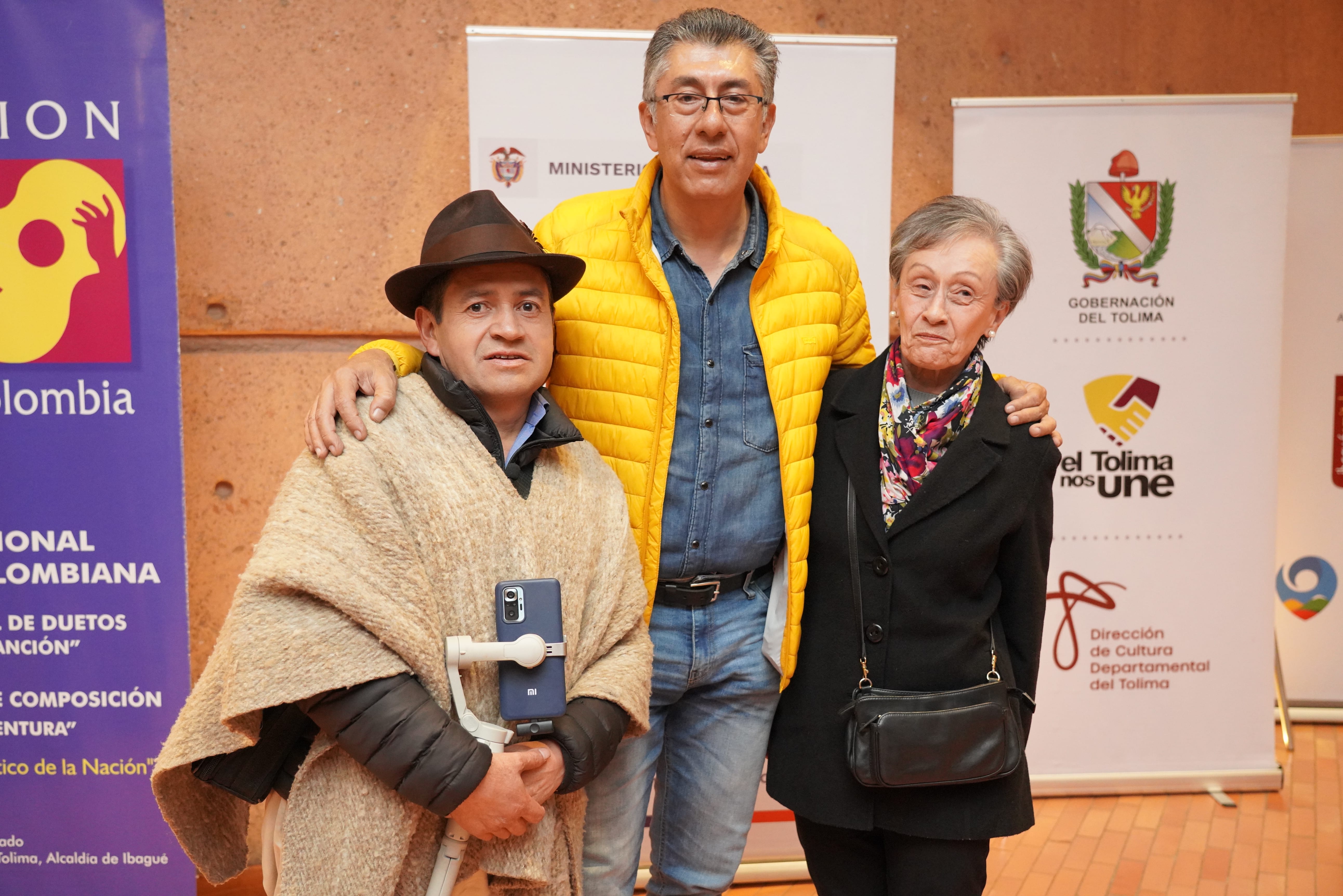 misael suarez indalecio castellano maria isabel castellano-min